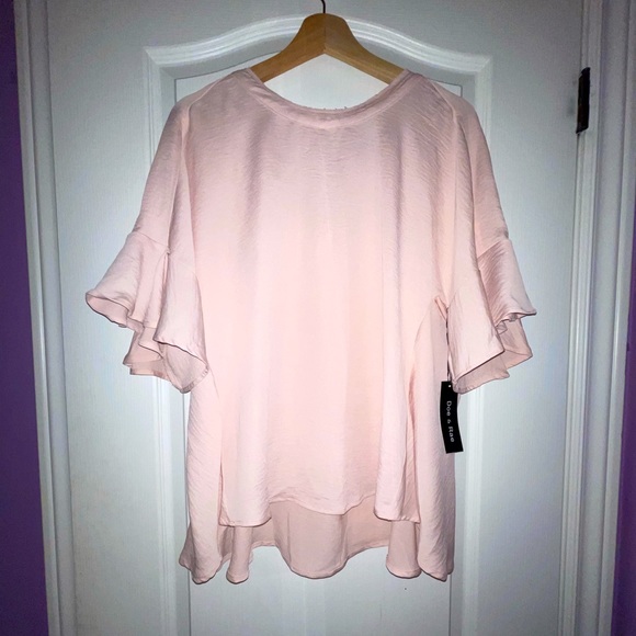 Doe & Rae Pink Ruffle Blouse Brand New - Picture 2 of 4